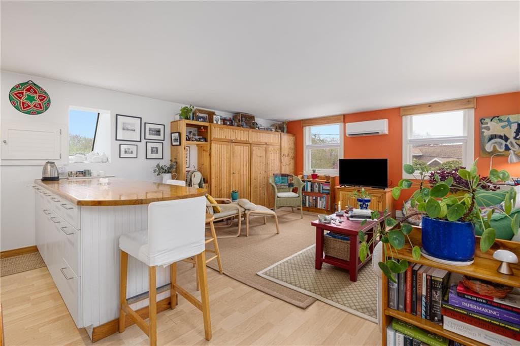 93 Old Succotash Road photo 33