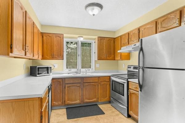 283 Privilege Street UNIT 4 photo 9