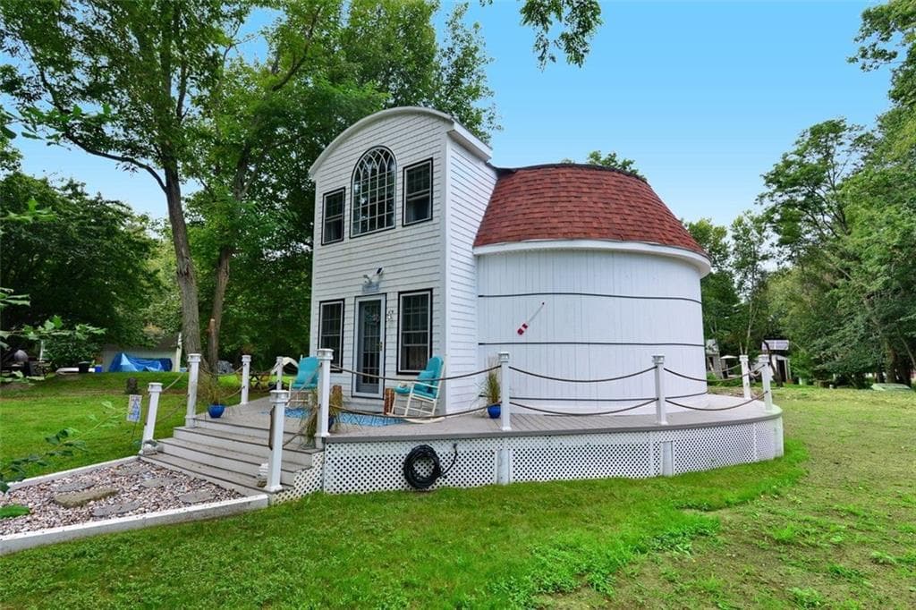 Single Family Residence at 0 Bayberry Road, Portsmouth, photo 13 of 50