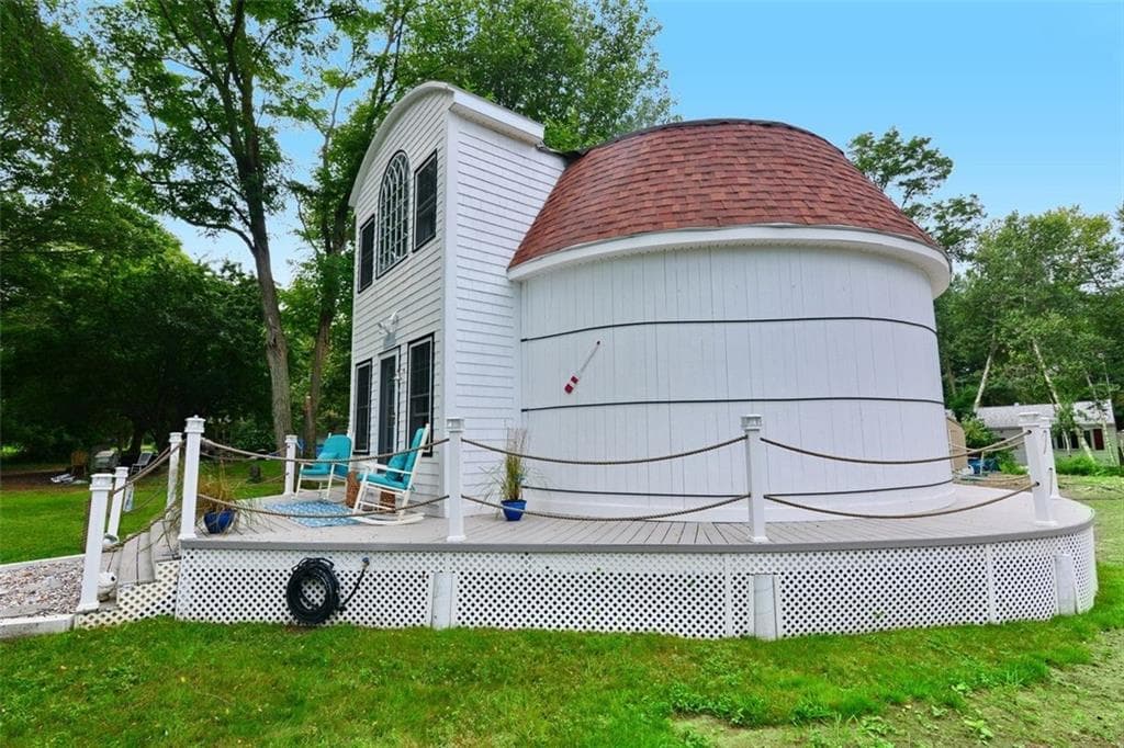 Single Family Residence at 0 Bayberry Road, Portsmouth, photo 4 of 50