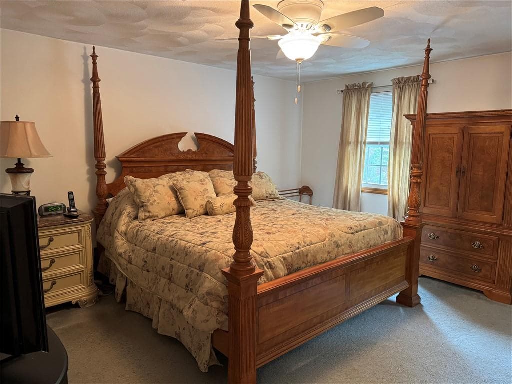 Townhouse,Condominium at 158 Scenery Lane, Johnston, photo 18 of 34