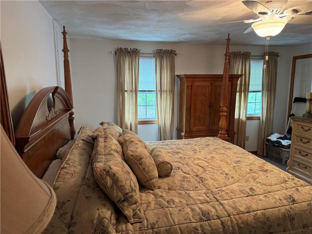 Townhouse,Condominium at 158 Scenery Lane, Johnston, photo 21 of 34