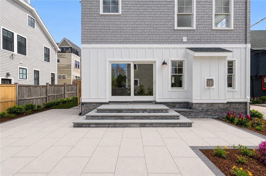 6 Sharon Court photo 8