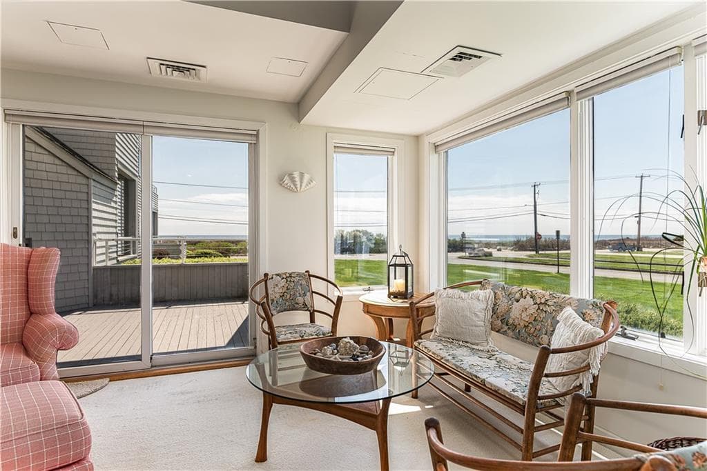 Condominium at 103 Bellevue Court, Narragansett, photo 14 of 28