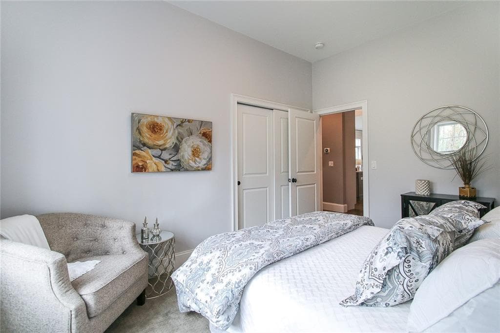 01 Venus Drive photo 16