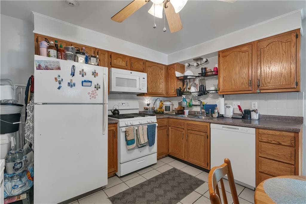 5 GARIBALDI Street UNIT 33 photo 2