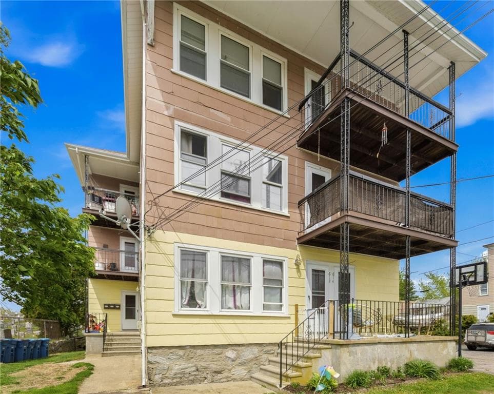 Multi Family at 612 Rathbun Street, Blackstone, photo 3 of 41