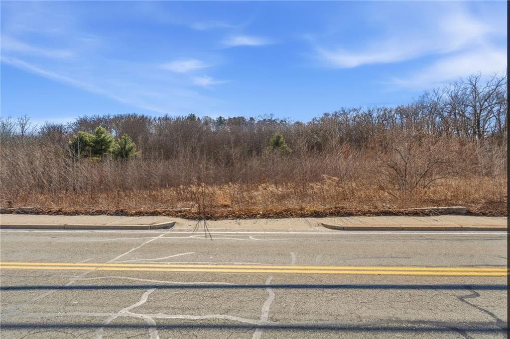 413 Manville Road photo 4