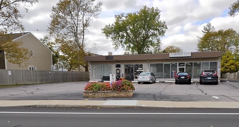 699 NE Willett Avenue NE UNIT 1