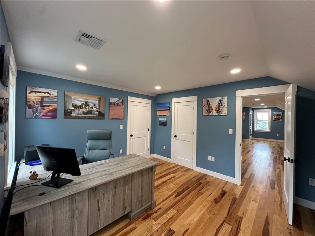 68 Albert Street photo 19