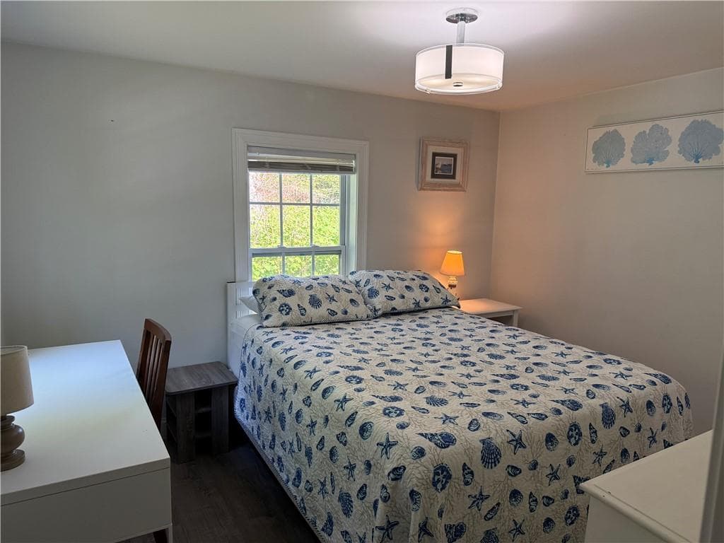 Multi Family at 194 South Pier Road, Narragansett, photo 23 of 30