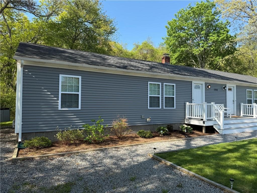 Multi Family at 194 South Pier Road, Narragansett, photo 3 of 30
