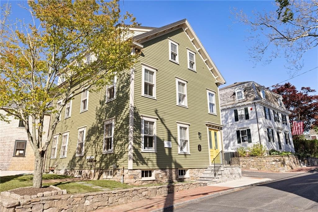18 Barney Street UNIT 2 photo 23