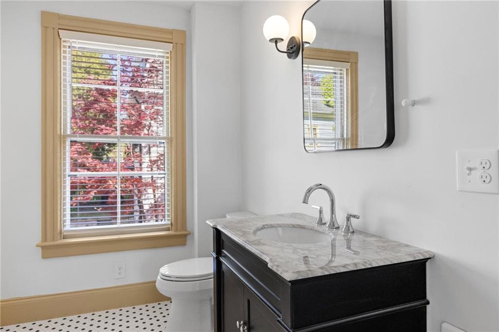 18 Barney Street UNIT 2 photo 11