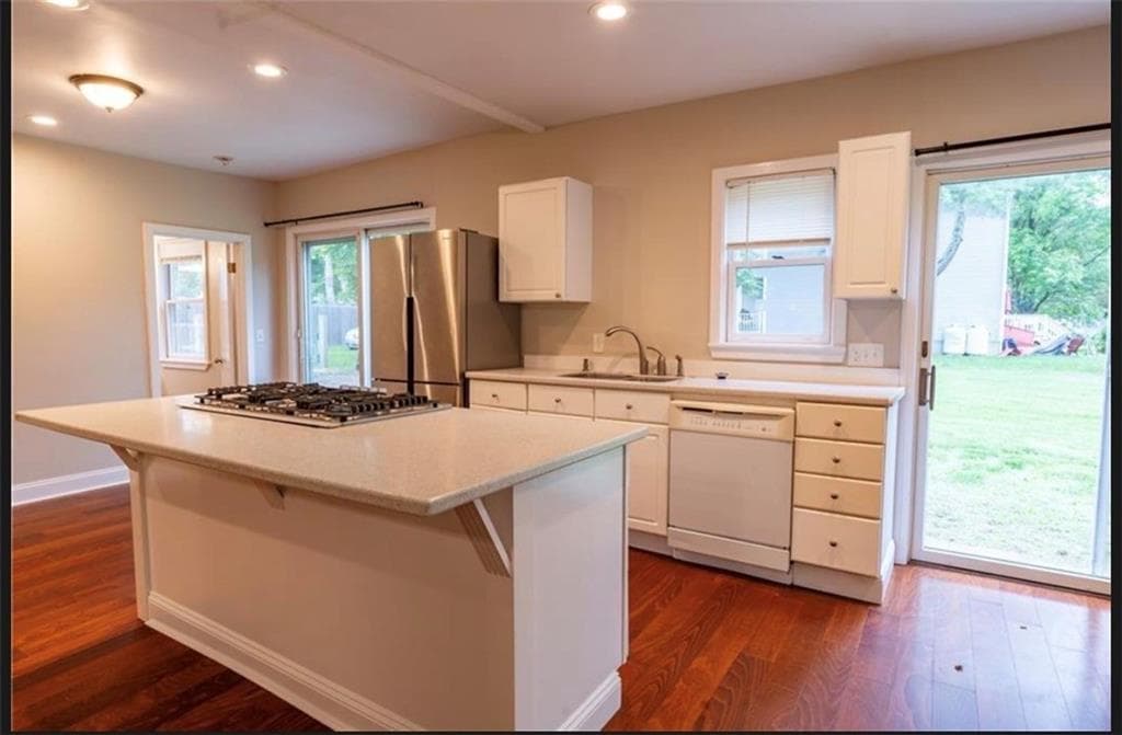 Multi Family at 18 Railroad Avenue, South Kingstown, photo 3 of 8