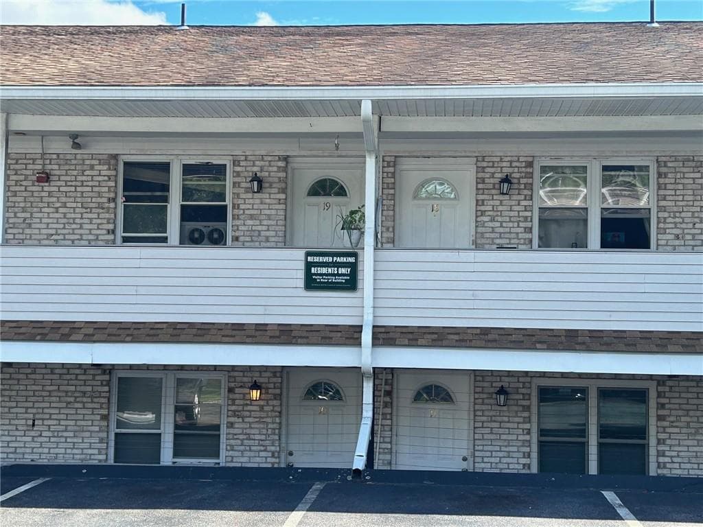 20 Hurdis Street UNIT 18