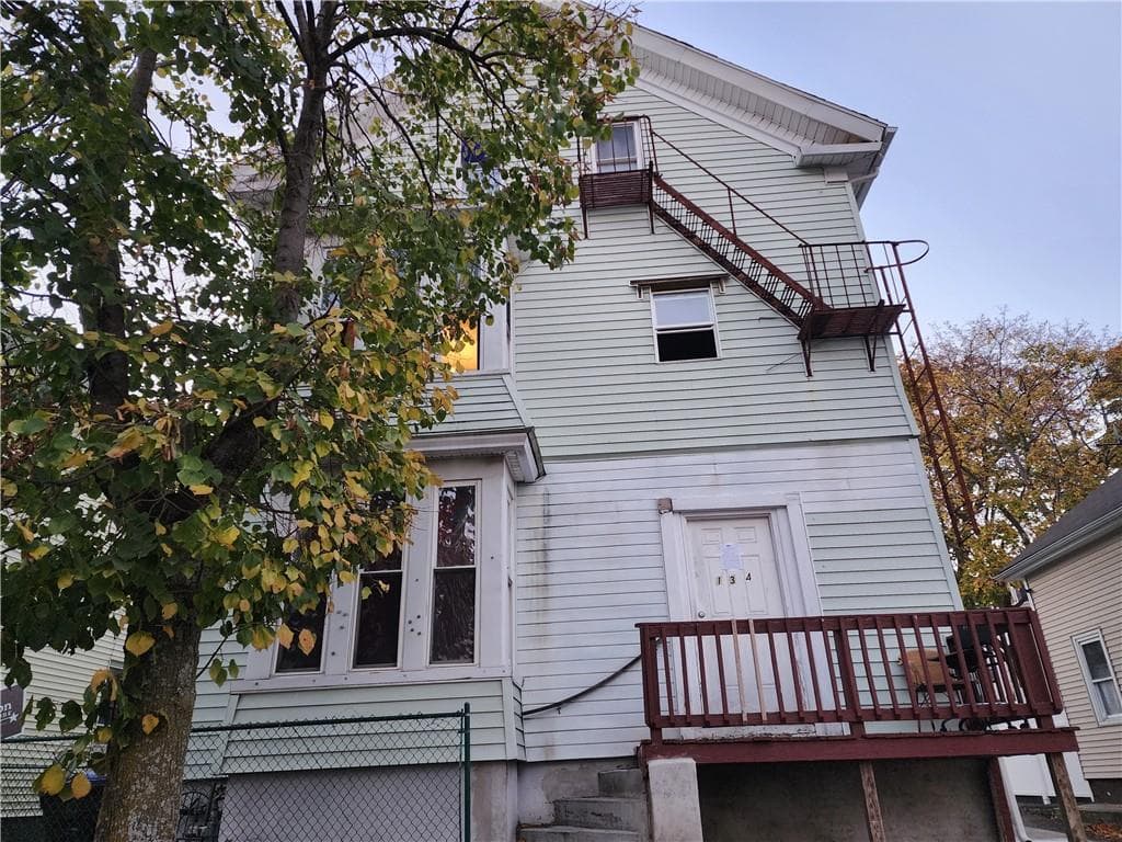 Multi Family at 132 Putnam Street, Providence, photo 2 of 25