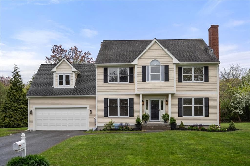43 Blue Grass Drive photo 2