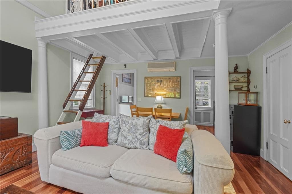 Condominium at 32 Catherine Street UNIT A, Newport, photo 23 of 50