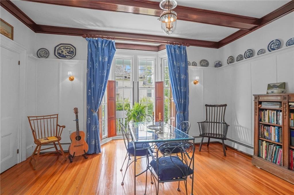 Condominium at 32 Catherine Street UNIT A, Newport, photo 7 of 50