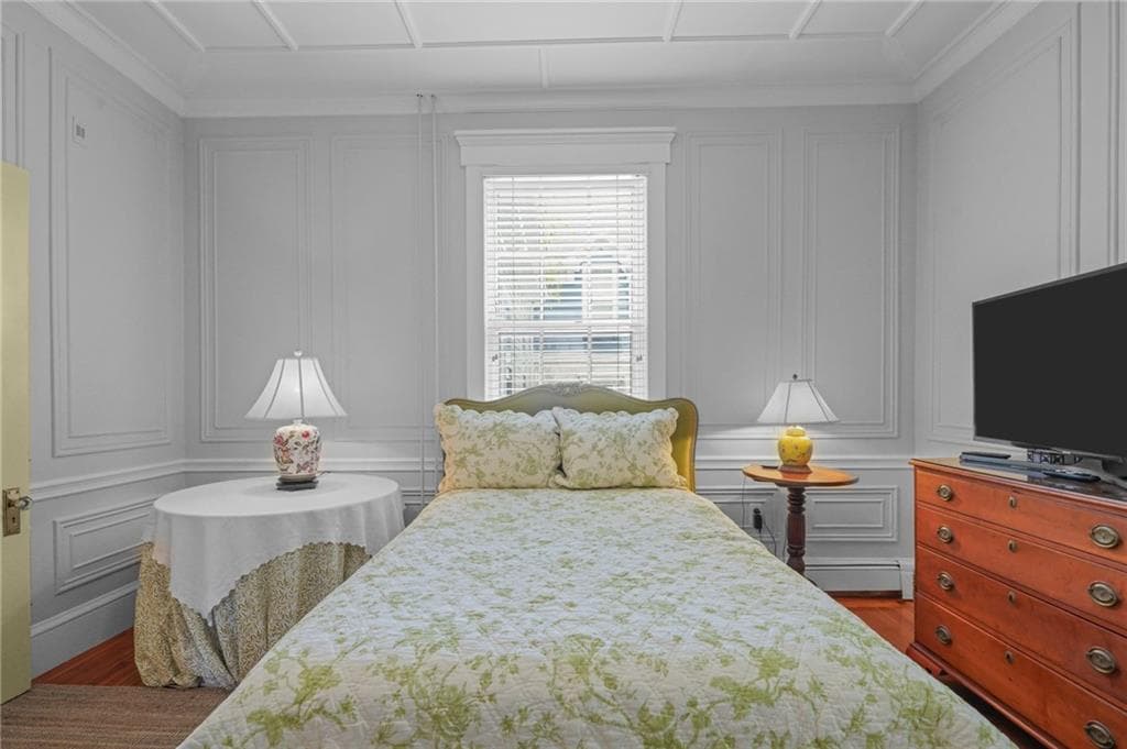 Condominium at 32 Catherine Street UNIT A, Newport, photo 32 of 50