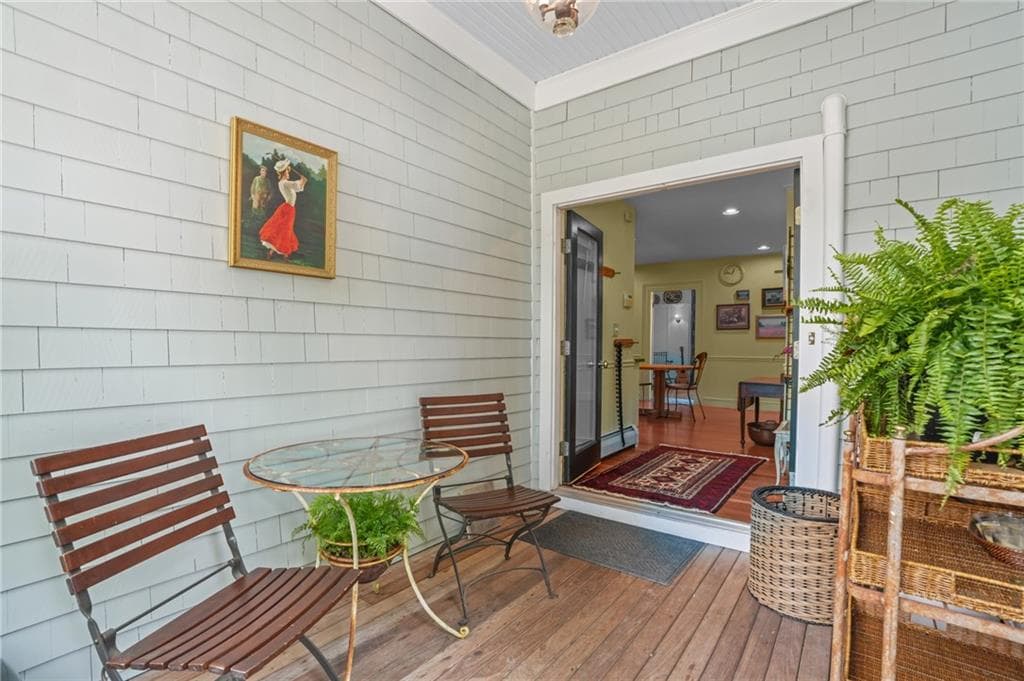 Condominium at 32 Catherine Street UNIT A, Newport, photo 20 of 50