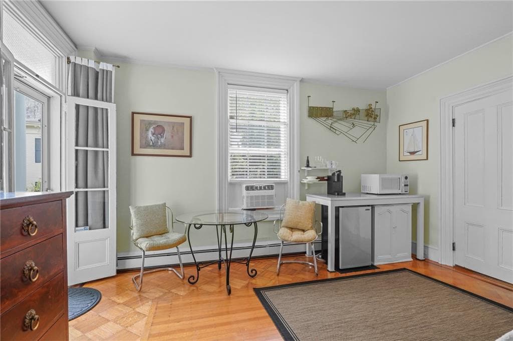 Condominium at 32 Catherine Street UNIT A, Newport, photo 30 of 50