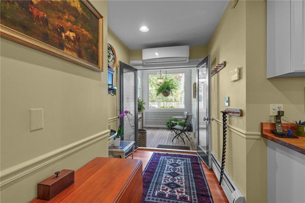 Condominium at 32 Catherine Street UNIT A, Newport, photo 18 of 50