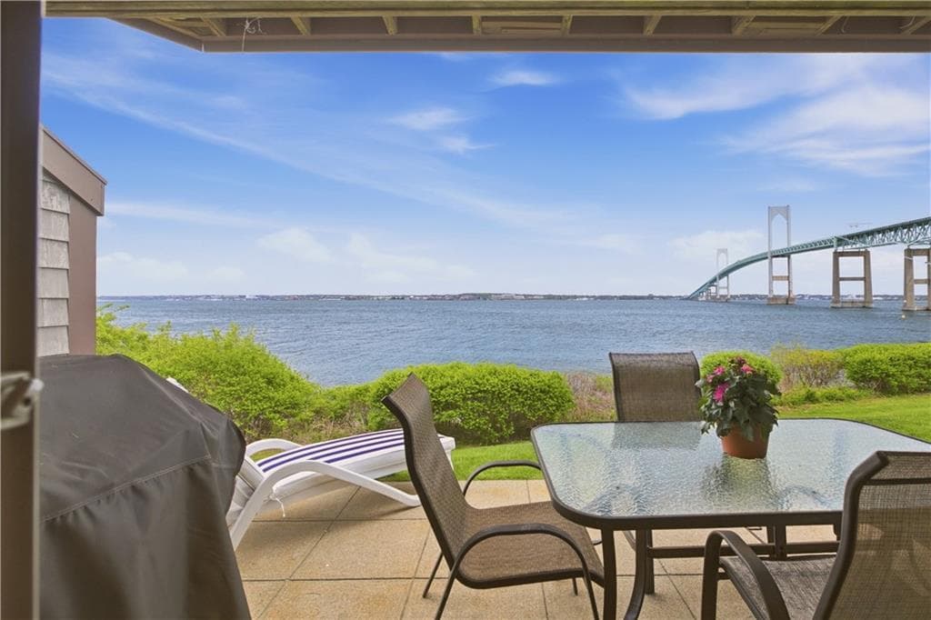 150 Bay View Drive UNIT 15 photo 5