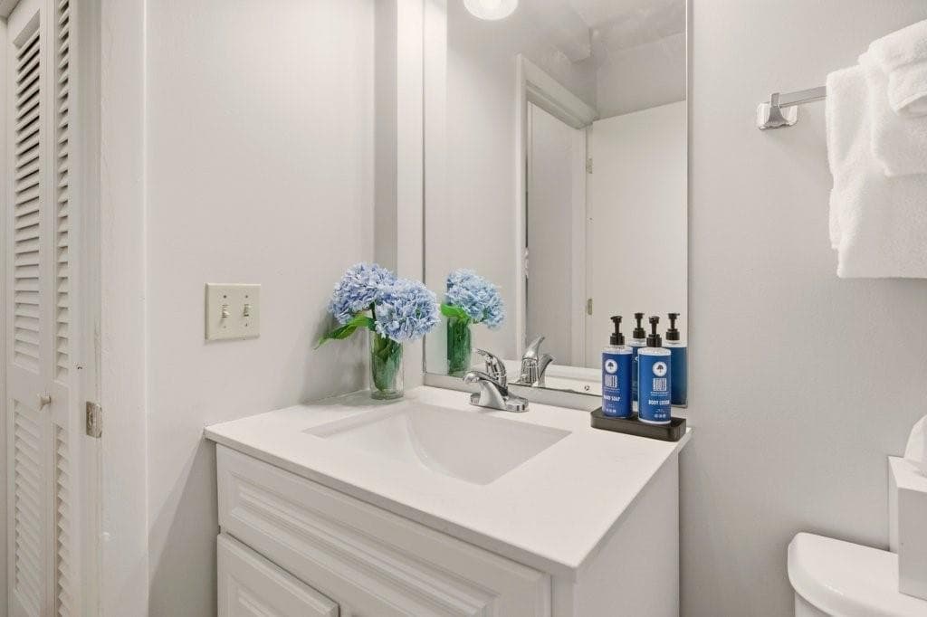 150 Bay View Drive UNIT 15 photo 10