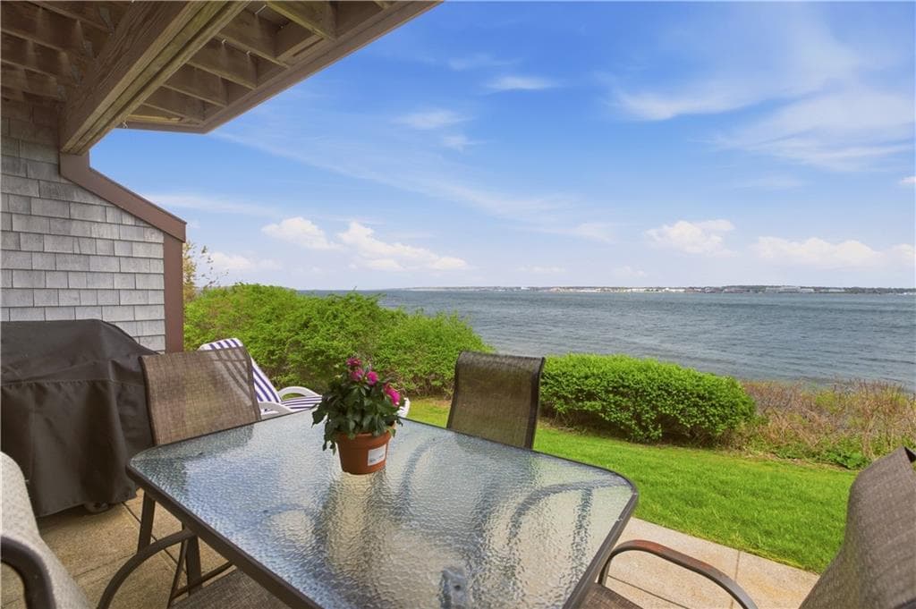 150 Bay View Drive UNIT 16 photo 3