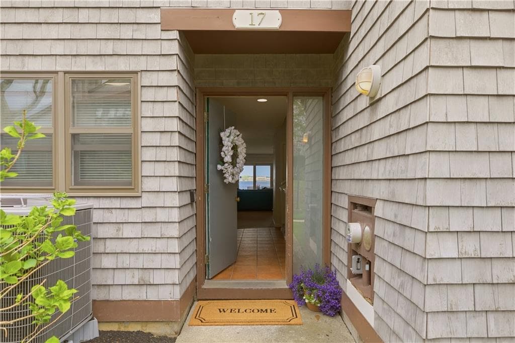 150 Bay View Drive UNIT 17 photo 2