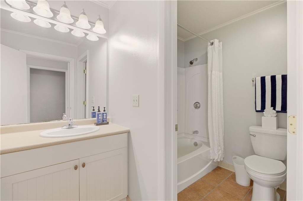150 Bay View Drive UNIT 18 photo 12