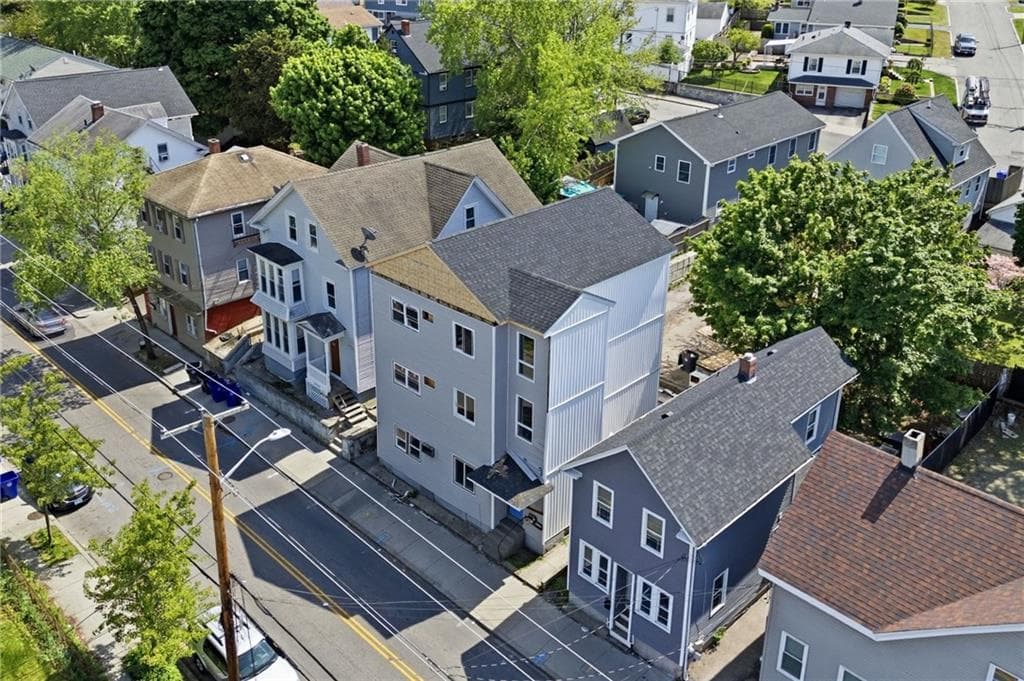 Multi Family at 884 Douglas Avenue, Providence, photo 5 of 8