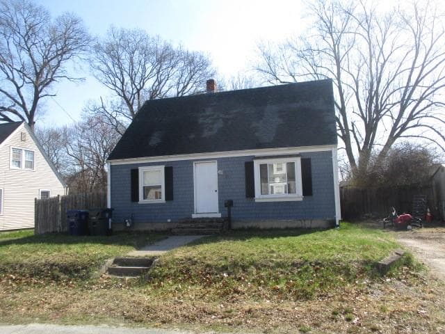 48 WESLEYAN Avenue photo 2