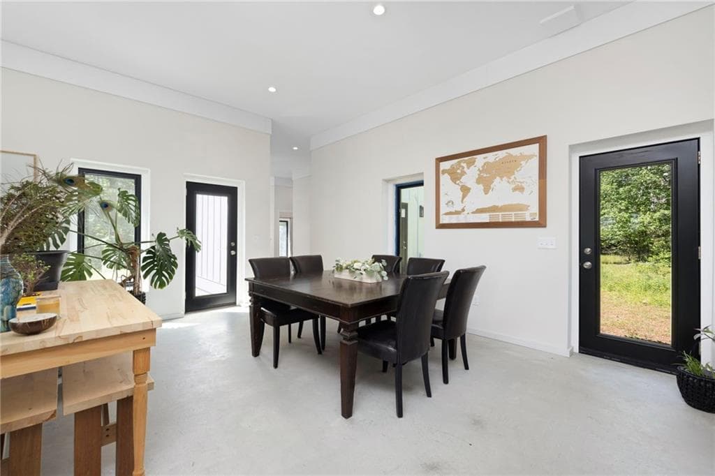 Single Family Residence at 10 Bucknam Road, Richmond, photo 12 of 35