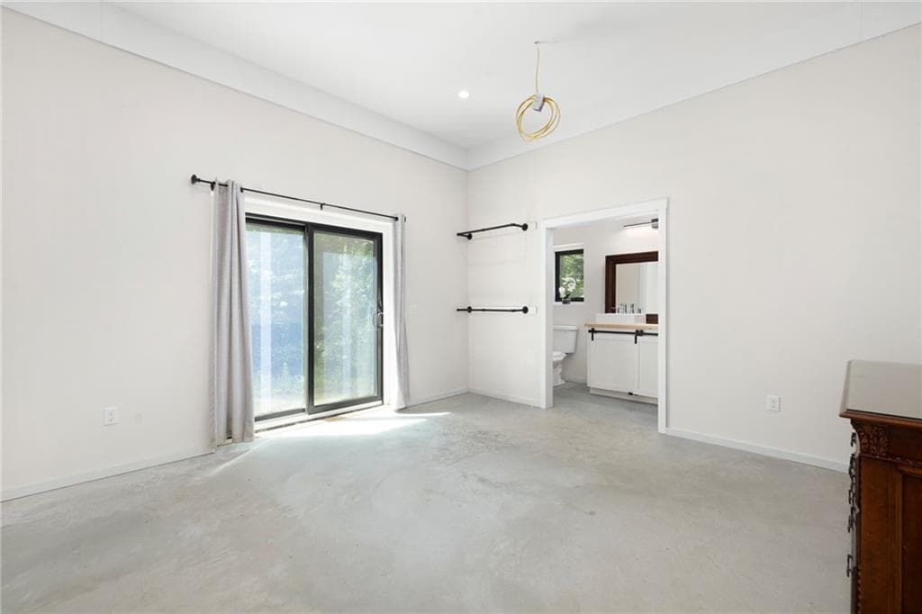 Single Family Residence at 10 Bucknam Road, Richmond, photo 22 of 35