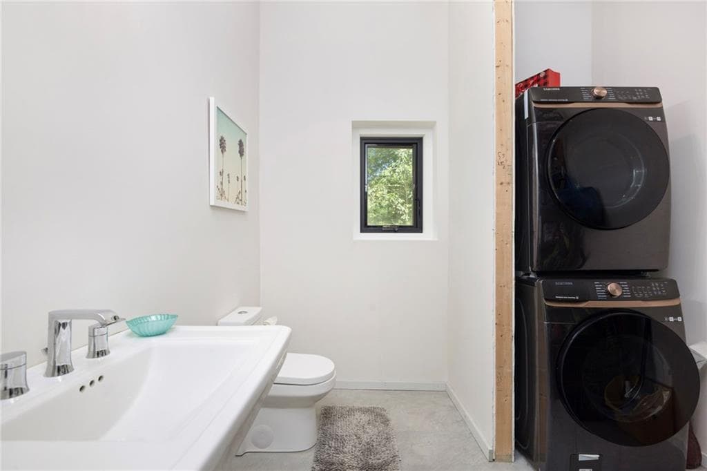 Single Family Residence at 10 Bucknam Road, Richmond, photo 29 of 35