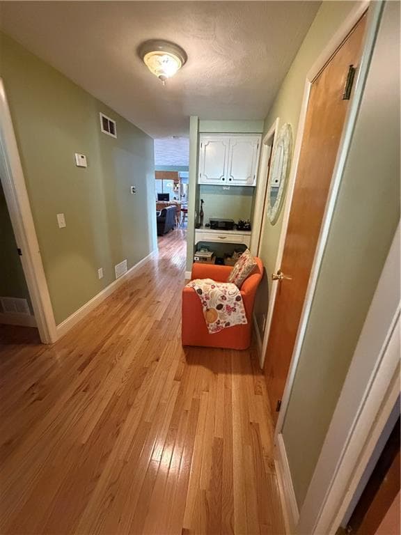 Single Family Residence at 45 Pinewood Drive, North Providence, photo 18 of 33