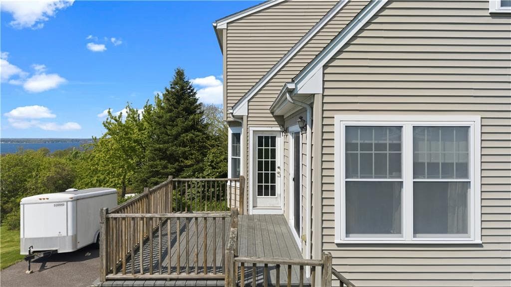 Single Family Residence at 400 Sampson Street, Fall River, photo 7 of 40