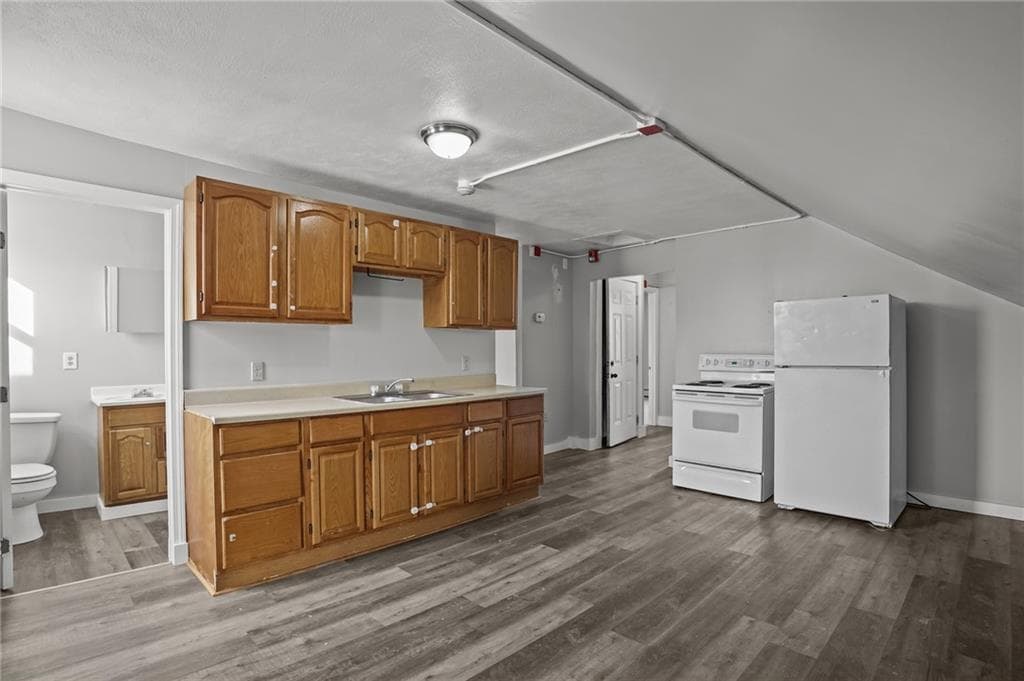 Commercial at 226 South Main Street, Woonsocket, photo 4 of 38