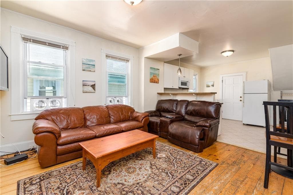 9 Ann Street photo 11