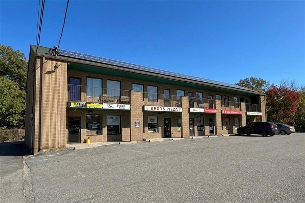 24 Quaker Lane UNIT F