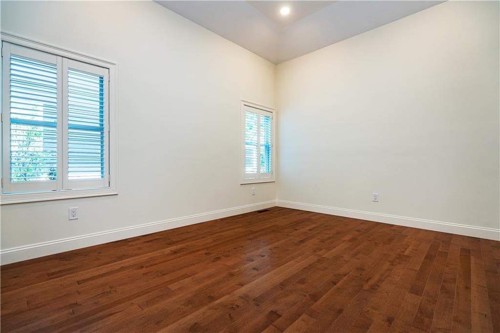 15 Hampton Road UNIT 20 photo 10