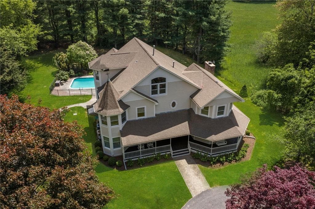 193 Torrie Lane