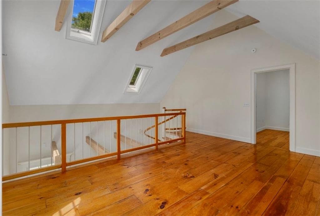 250 264 Ide Road photo 17