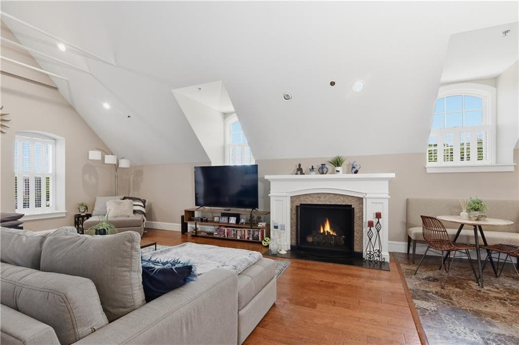 Condominium at 1000 Chapel View Boulevard UNIT 306, Cranston, photo 11 of 32
