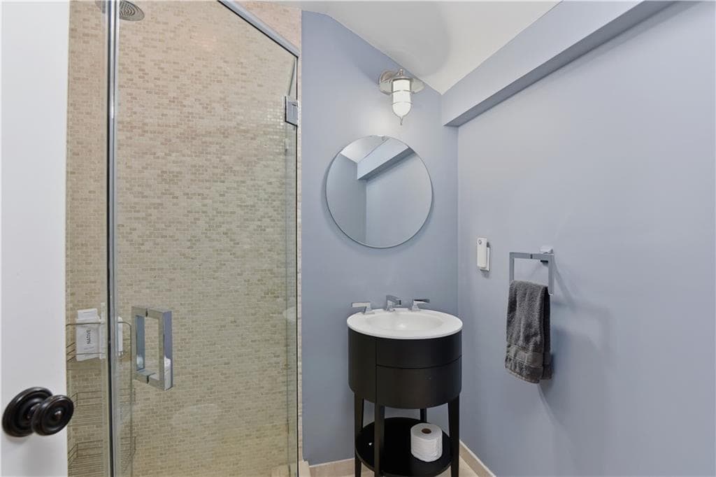 Condominium at 1000 Chapel View Boulevard UNIT 306, Cranston, photo 31 of 32