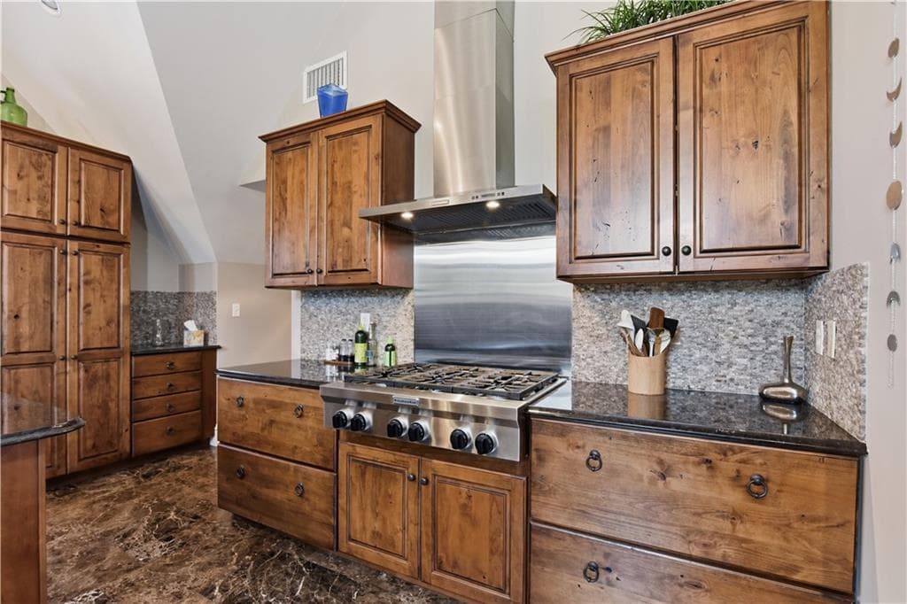 Condominium at 1000 Chapel View Boulevard UNIT 306, Cranston, photo 8 of 32