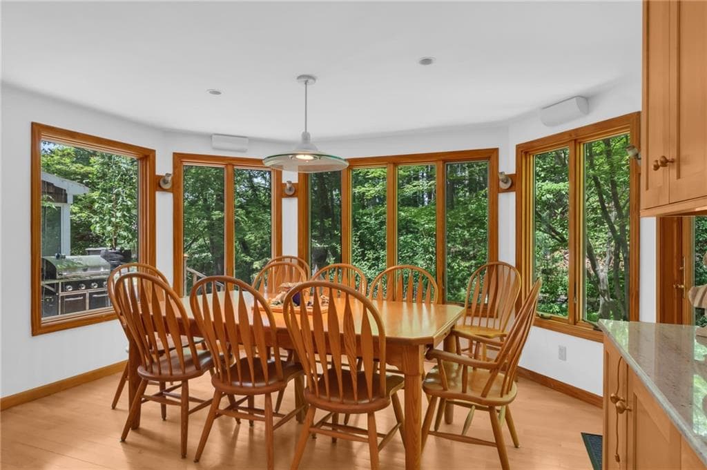 12 Howard Road photo 6